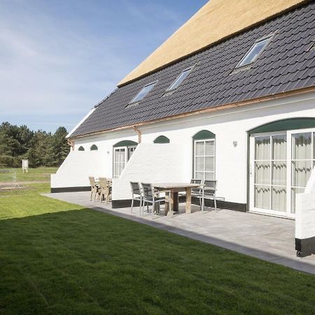 Spacious Farmhouse In De Cocksdorp With Private Terrace Екстериор снимка
